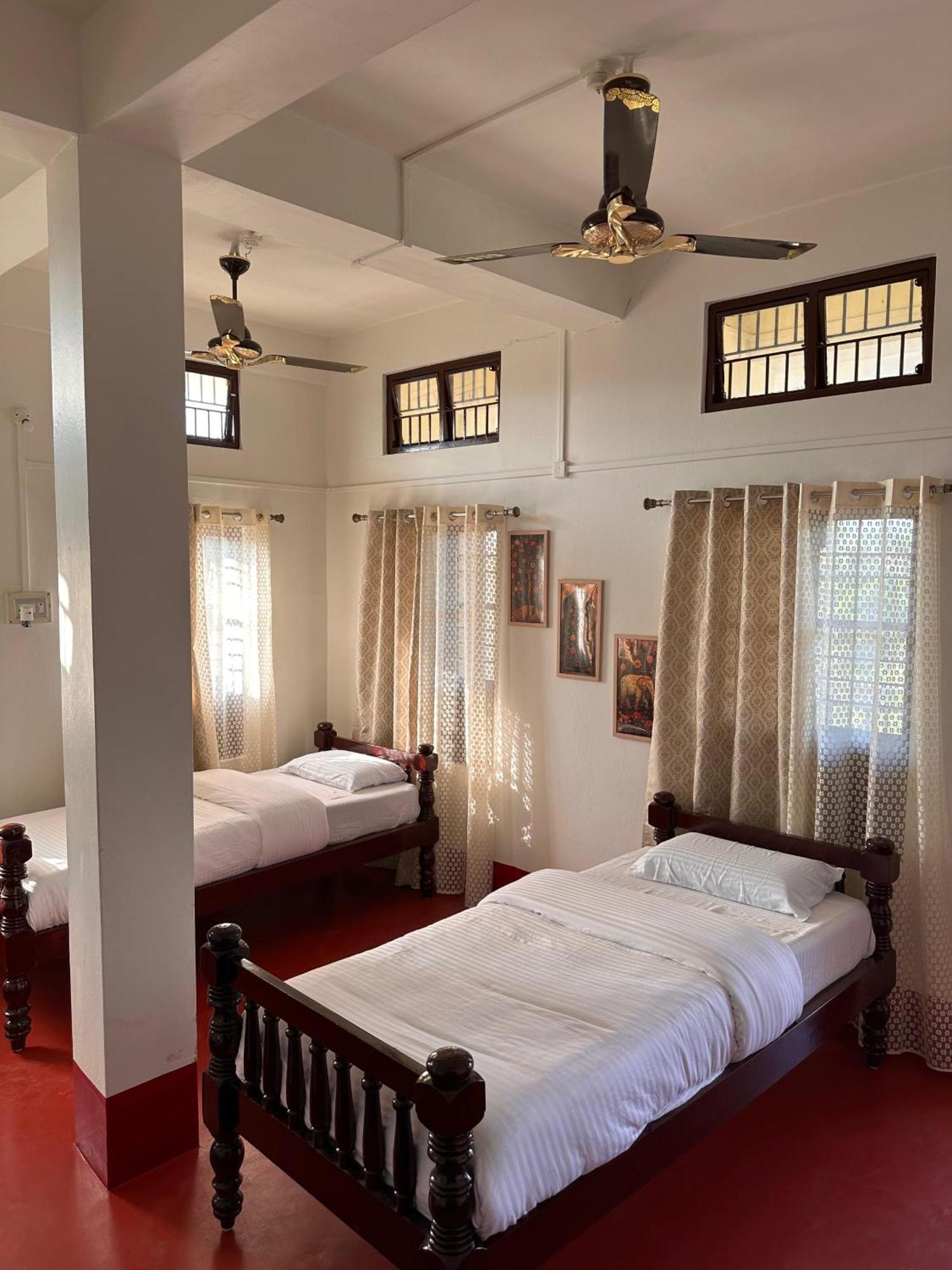 Sivasagar Protibha Homestay מראה חיצוני תמונה